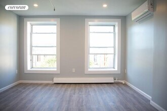 162 W 123rd St in New York, NY - Building Photo - Building Photo