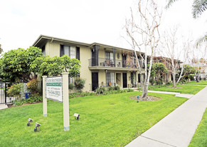 Tustin Southern Apartments