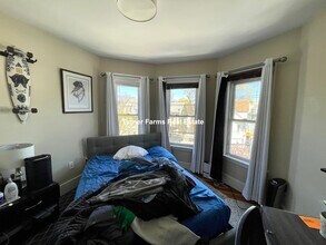 102 Morrison Ave, Unit 2 in Somerville, MA - Building Photo - Building Photo