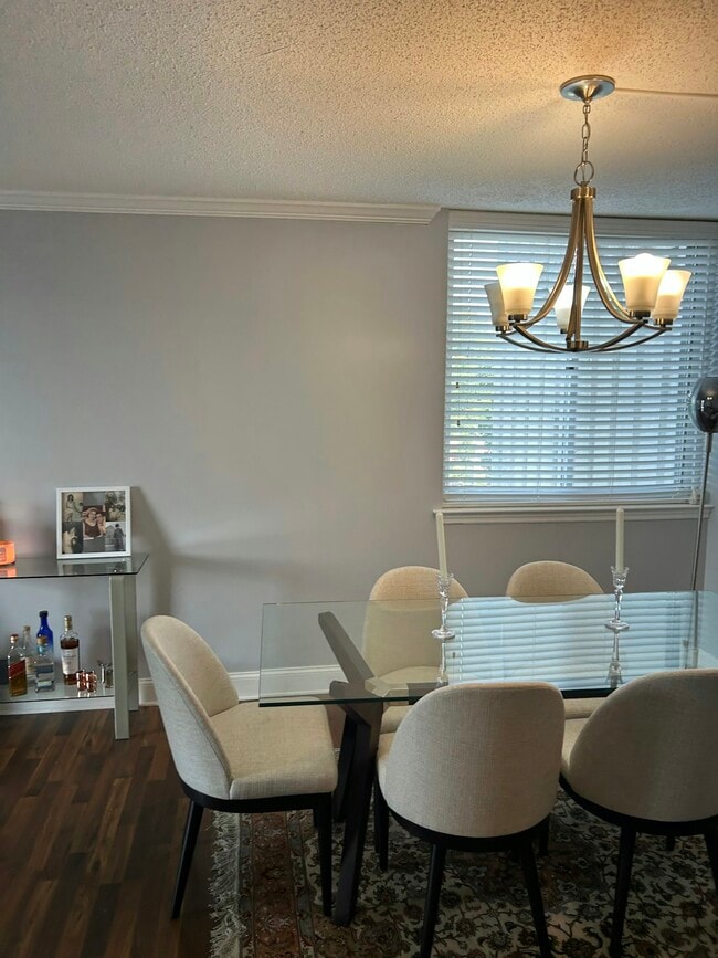 1131 Stringers Ridge Rd in Chattanooga, TN - Building Photo - Building Photo