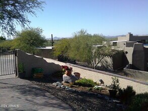 5930 E Leisure Ln in Cave Creek, AZ - Building Photo - Building Photo