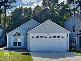 580 Staffordshire Dr in Jacksonville, FL - Building Photo
