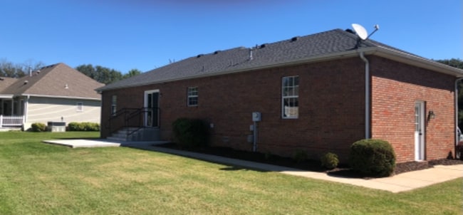 524 Autumndale Dr in Gallatin, TN - Foto de edificio - Building Photo