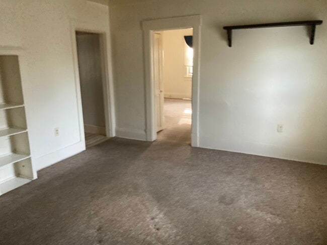 property at 302 Canal St W