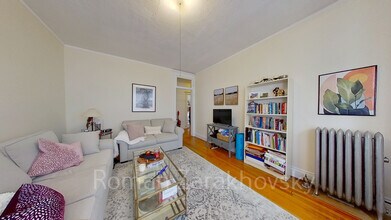 2 Ayr Rd, Unit 4 in Boston, MA - Building Photo - Building Photo