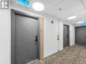 4569 Kingston Rd in Toronto, ON - Building Photo - Building Photo