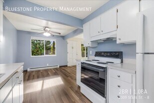 2309 State St in Salem, OR - Building Photo