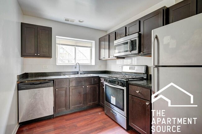 property at 2534 W Fitch Ave
