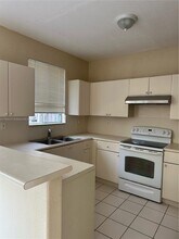 1527 SE 24th Ct in Homestead, FL - Building Photo - Building Photo