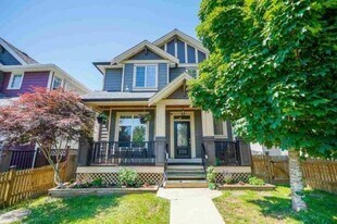 6763-6192 192 St in Surrey, BC - Building Photo