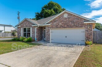 479 Church St in Mary Esther, FL - Building Photo - Building Photo