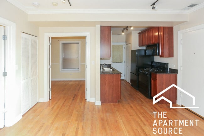 624 W Roscoe St, Unit 1N