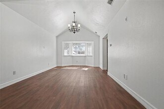 13317 Southview Ln in Dallas, TX - Building Photo - Building Photo