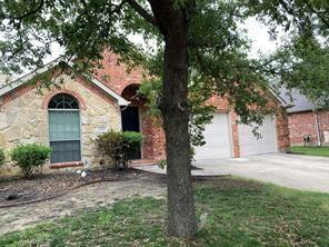2236 Crestridge Dr in Little Elm, TX - Foto de edificio