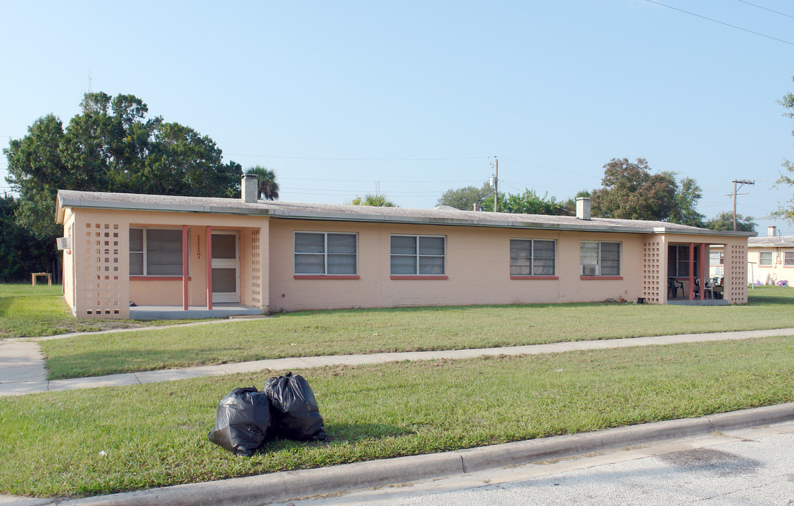 1117-1119 Fern Ave in Cocoa, FL - Foto de edificio