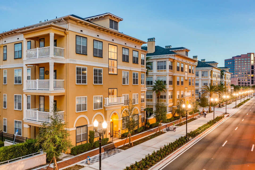 Park North at Cheney Place in Orlando, FL - Building Photo