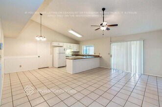 128 W Indigo St in Mesa, AZ - Foto de edificio - Building Photo