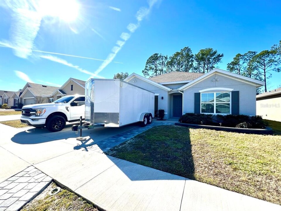 8760 SW 49th Cir in Ocala, FL - Building Photo