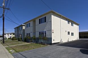 32 Linden Ave Apartments