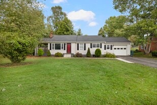 314 Crossway Rd in Bristol, VA - Building Photo