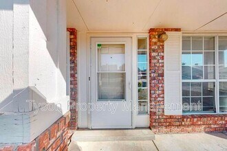 4701 Plume Rd NW in Albuquerque, NM - Building Photo - Building Photo