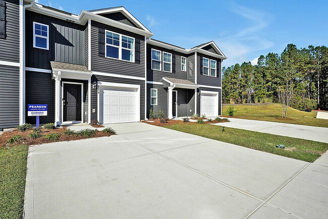 Arboretum at Brunswick Village in Leland, NC - Foto de edificio - Building Photo