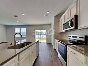 543 Plumeria Ln in Summerville, SC - Foto de edificio - Building Photo