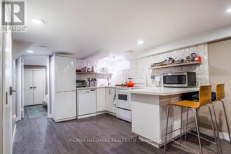 62 Clifton Rd in Toronto, ON - Building Photo - Building Photo
