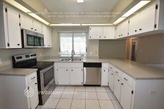 1440 Wyngate Ln in Lakeland, FL - Foto de edificio - Building Photo