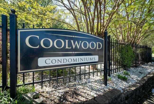 1 Coolwood Dr-Unit -14 in Little Rock, AR - Building Photo - Building Photo