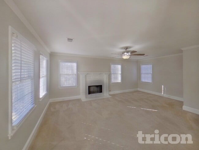 100 Legend Creek Ln, Unit 7579-11 in Douglasville, GA - Building Photo - Building Photo