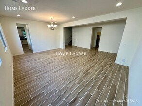 3133 N Loma Vista in Mesa, AZ - Building Photo - Building Photo