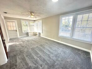 11 N Mills Ave in Orlando, FL - Building Photo - Building Photo