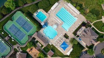 4700 Twin Hickory Lake Dr in Glen Allen, VA - Building Photo