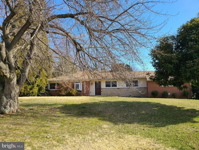 property at 6 Council Trail