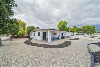 147 E Central Ave in Monrovia, CA - Building Photo - Building Photo