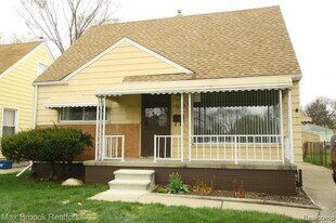 18451 Delaware Ave, Unit 09310 in Redford Township, MI - Building Photo