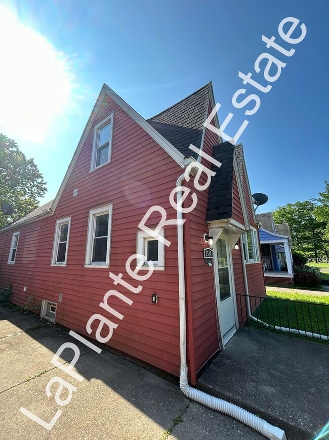 3510 Wallwerth Dr in Toledo, OH - Building Photo - Building Photo