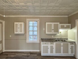 31 Pershing Ave in Buffalo, NY - Building Photo