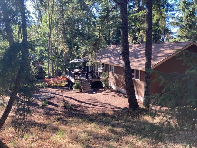 property at 2894 Warren St