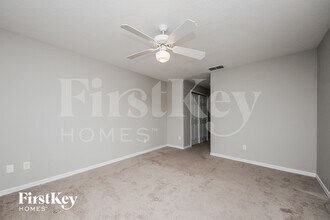 301 Balmoral Ct in Davenport, FL - Foto de edificio - Building Photo