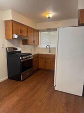 835 E Brookdale Dr in Merced, CA - Building Photo - Building Photo
