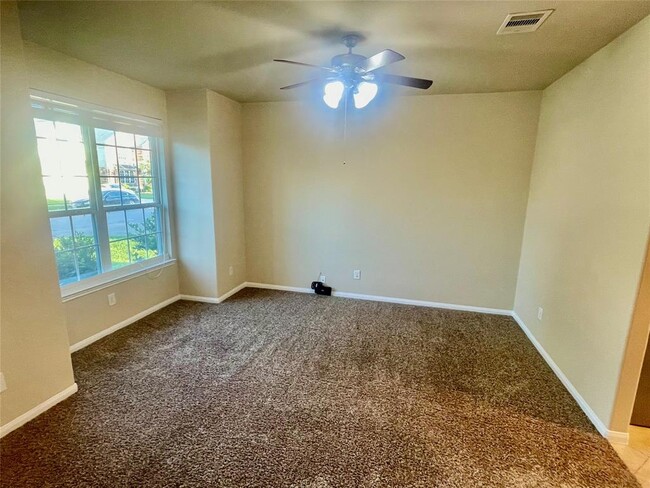 1327 S Maple Dr in Katy, TX - Building Photo - Building Photo