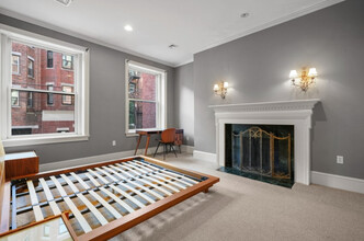 406 Marlborough St, Unit 4 in Boston, MA - Building Photo - Building Photo