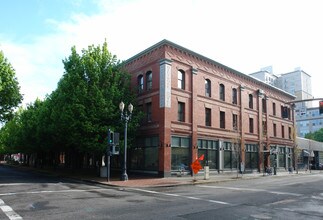 Biltmore Apartments in Portland, OR - Foto de edificio - Building Photo