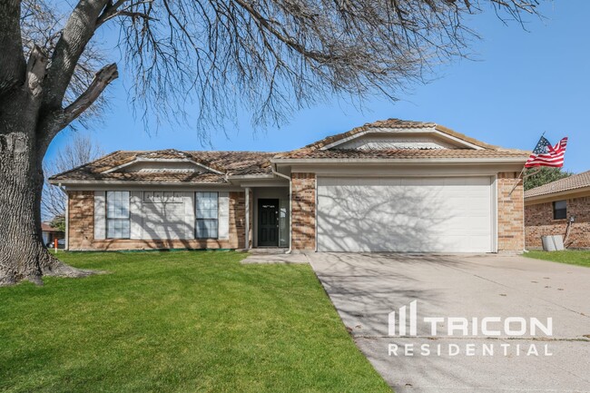 property at 2816 Meadow Ridge Dr