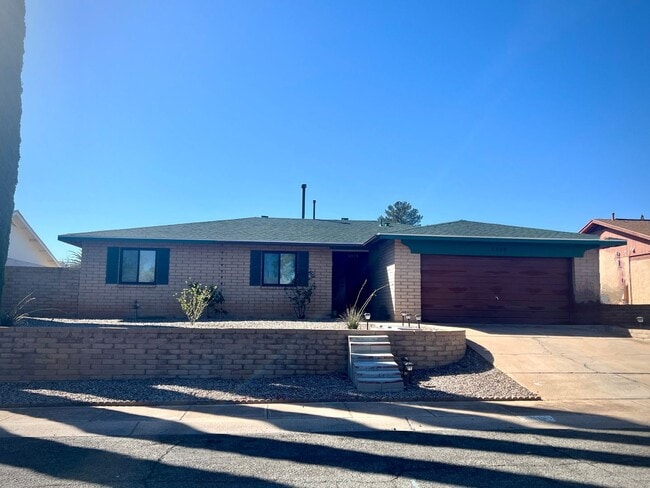1310 E Buckhorn Dr in Sierra Vista, AZ - Building Photo - Building Photo