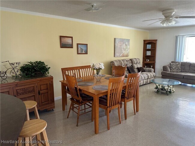 4717 Leucadendra Dr in Sebring, FL - Building Photo - Building Photo