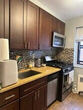 2329 Hudson Ter, Unit C3 in Fort Lee, NJ - Foto de edificio - Building Photo