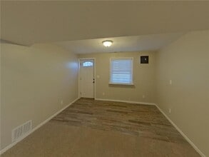 16377 Duluth Ave SE in Prior Lake, MN - Building Photo - Building Photo